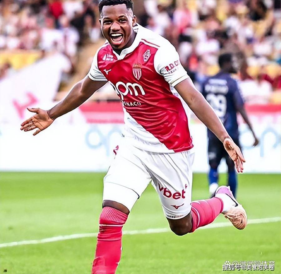 九游手游-包含国际比赛日上海申花备战法甲，内部沟通细节曝光，质疑声仍在，赛季目标并未改变的词条