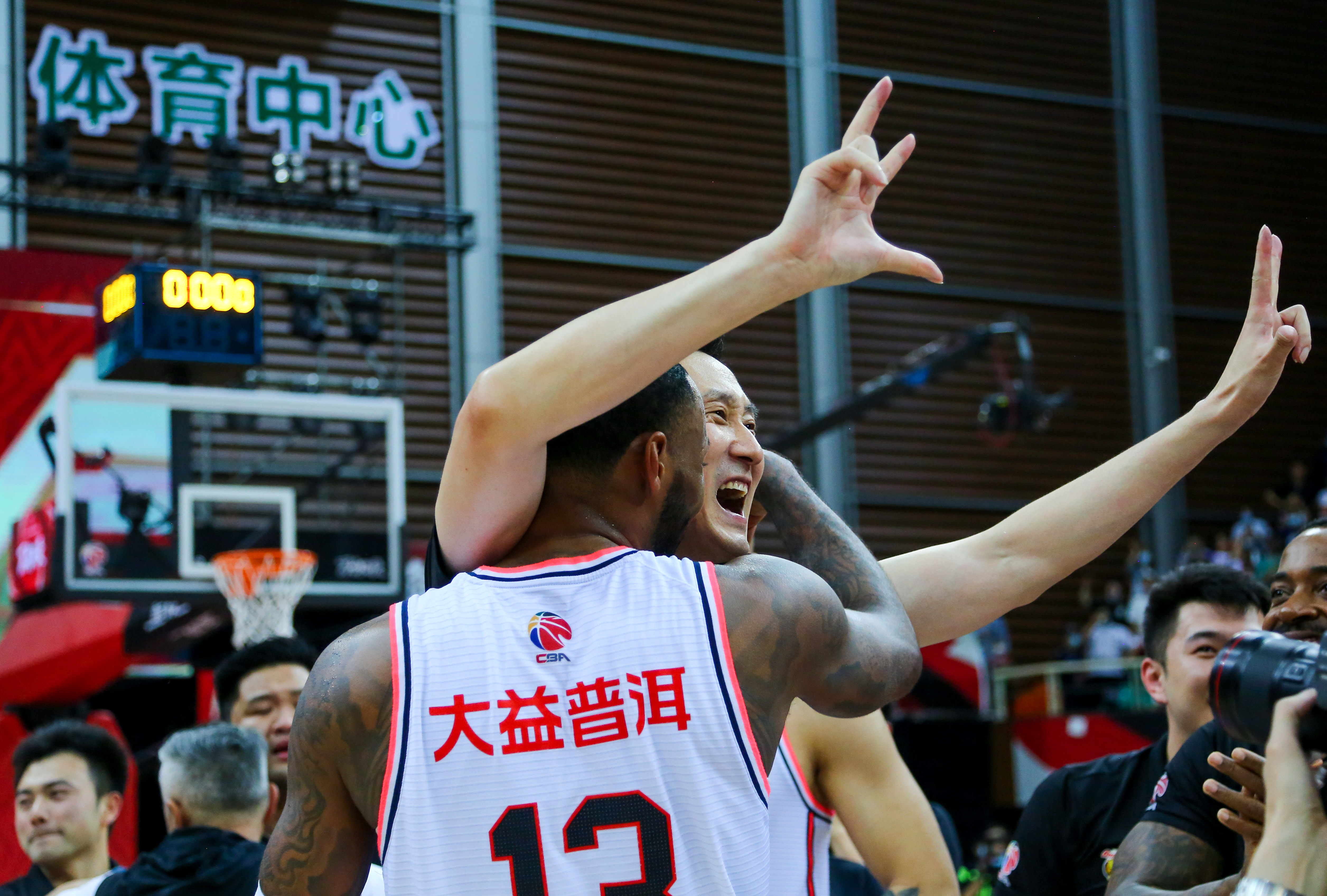 九游下载-国际比赛日波特兰开拓者备战CBA季后赛，强势反弹细节曝光，引发热议，资深球员宣示担当的简单介绍